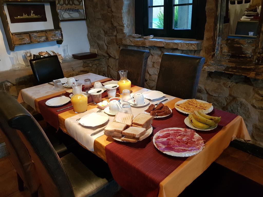 Mar Y Montana Guest House Ferrol Exterior photo
